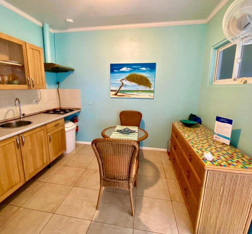 Little Paradise Aruba Vacation Apartments Palm Beach Buitenkant foto