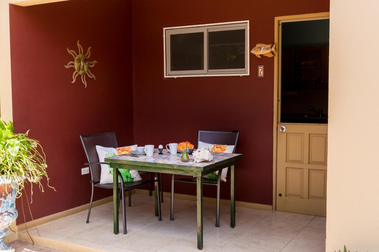 Little Paradise Aruba Vacation Apartments Palm Beach Buitenkant foto